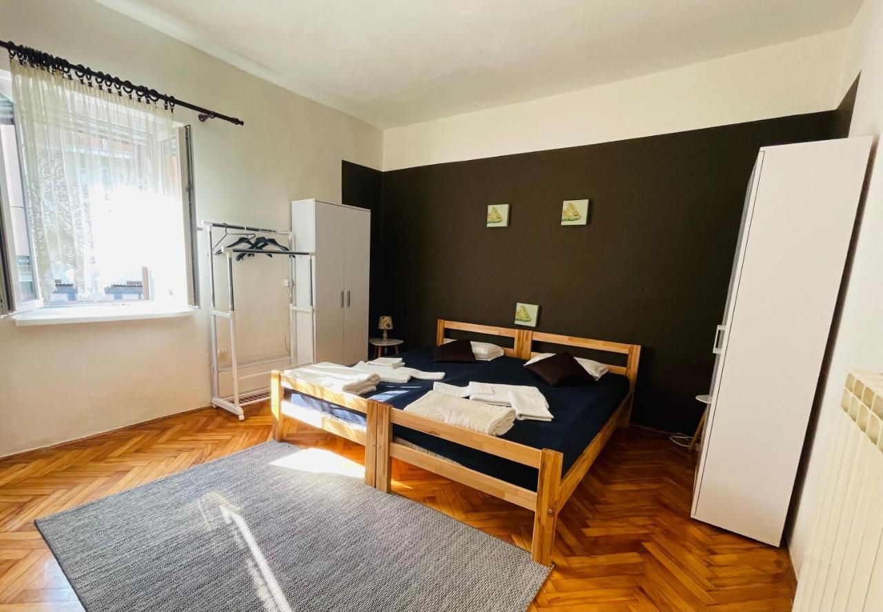 House365 Hotel Koper Buitenkant foto
