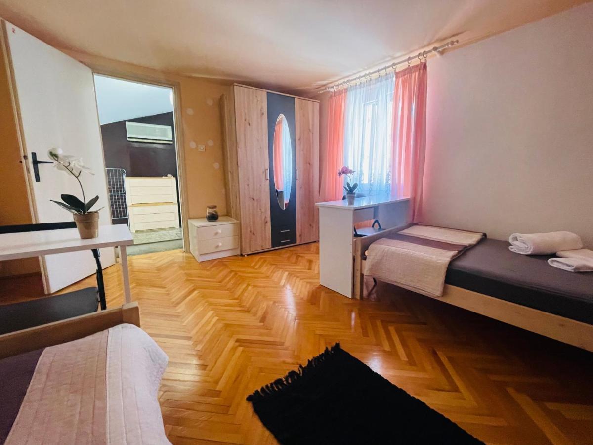 House365 Hotel Koper Buitenkant foto