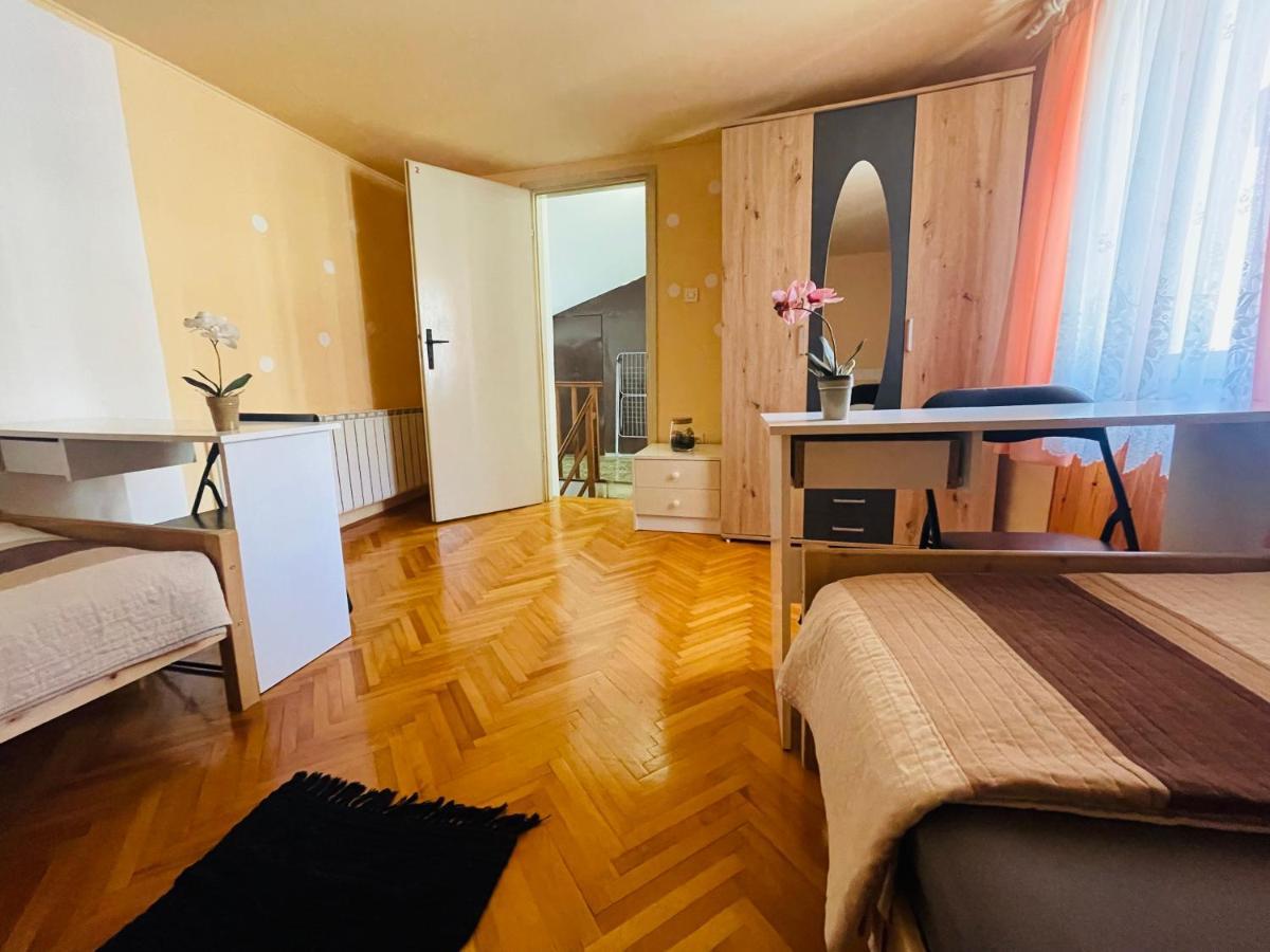 House365 Hotel Koper Buitenkant foto